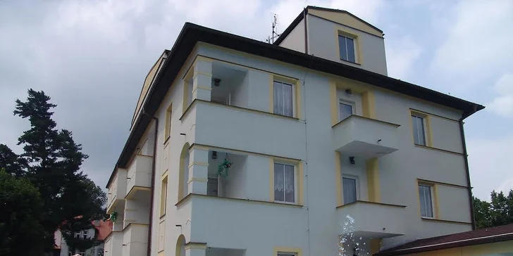 Až 5 dní v Hotelu Bellevue – v jarním Máchově kraji