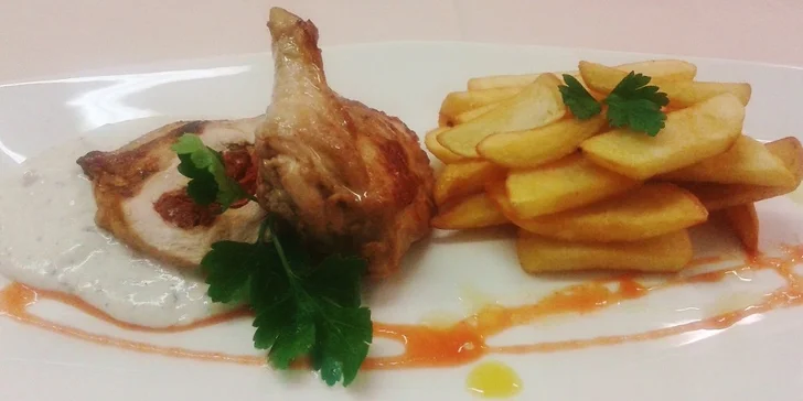 Tříchodová večeře pro 2 osoby v restaurantu Caesar