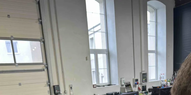 Jízda, při které vás v létě nepálí sedačka a v zimě vás nezaskočí námraza, je realitou po odborném tónování autoskel. 