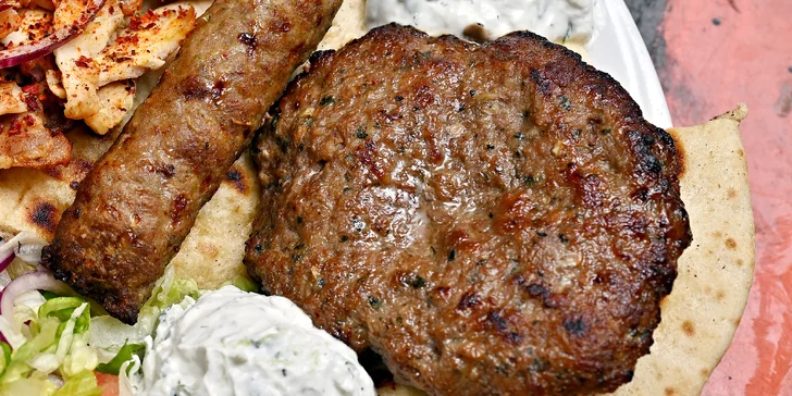  Navíc nemusíte vyrážet na Balkánský poloostrov, tuhle parádu najdete jen pár kroků od zastávky Dejvická