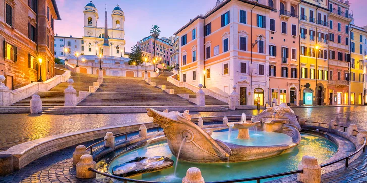 Bydlet budete jen 3,5 km od Kolosea a 3 km od fontány di Trevi.