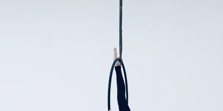 Bohatá ponuka zahŕňa aj akrobaciu na reťaziach či špeciálne gymnastické prípravky pre deti.