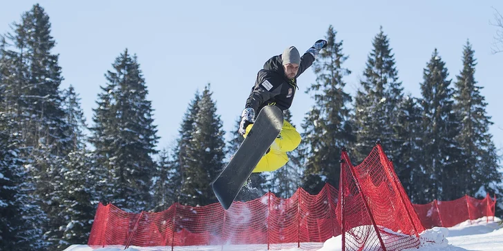 Snowboardový park