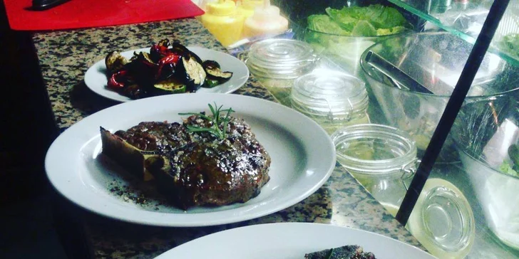 T-Bone steak vám poctivě připraví na grilu.