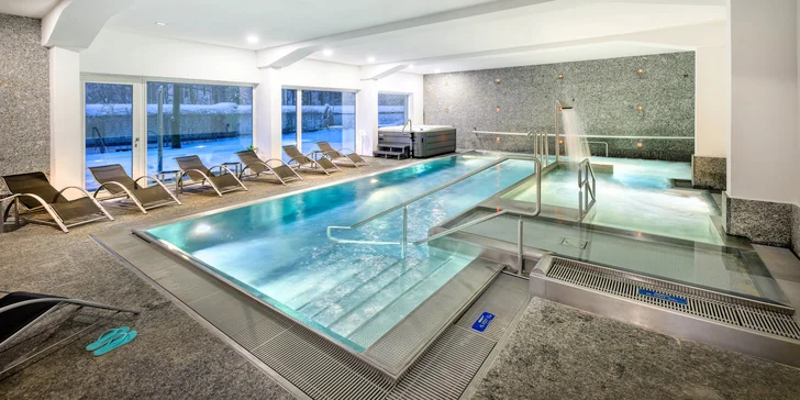 Do hotelového wellness máte v rámci dvou variant neomezený vstup. 