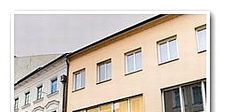 Laserová operace jednoho oka