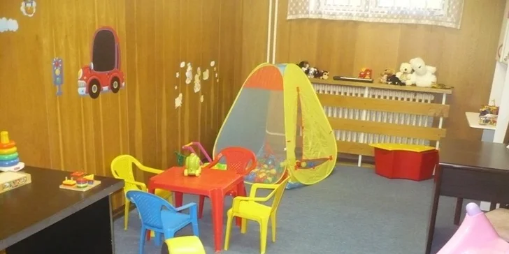 Předvánoční rodinný víkend: polopenze, mikulášský i pohádkový program