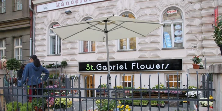 Valentýnská kytice 5 růží nebo 11 tulipánů