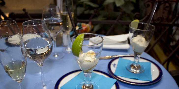 Slavnostní degustační menu pro 2 osoby v restauraci U Modré kachničky
