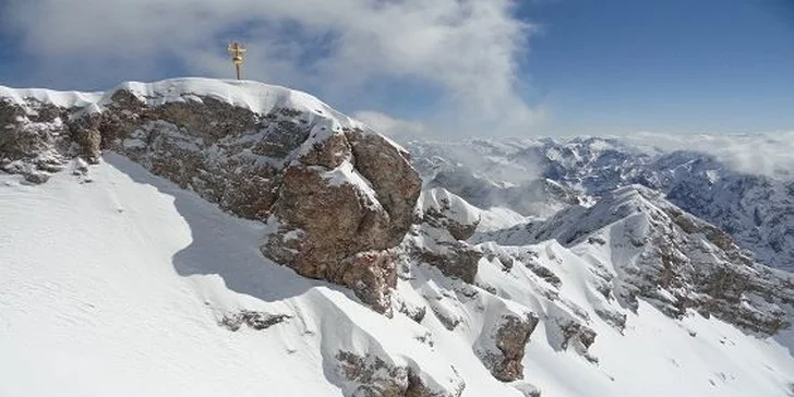 Last Minute poznávací zájezd na zámek Neuschwanstein a Zugspitze 6. 9. 2014