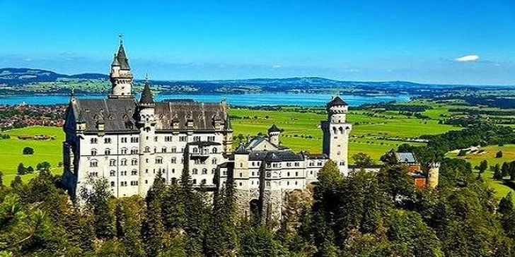 Last Minute poznávací zájezd na zámek Neuschwanstein a Zugspitze 6. 9. 2014