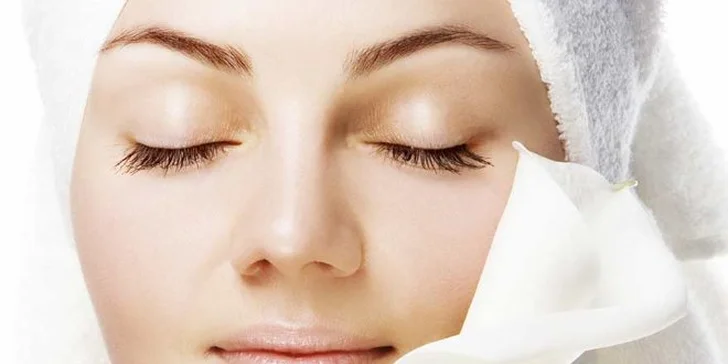Hýčkání pleti i těla s šampaňskou maskou OXY Therapy