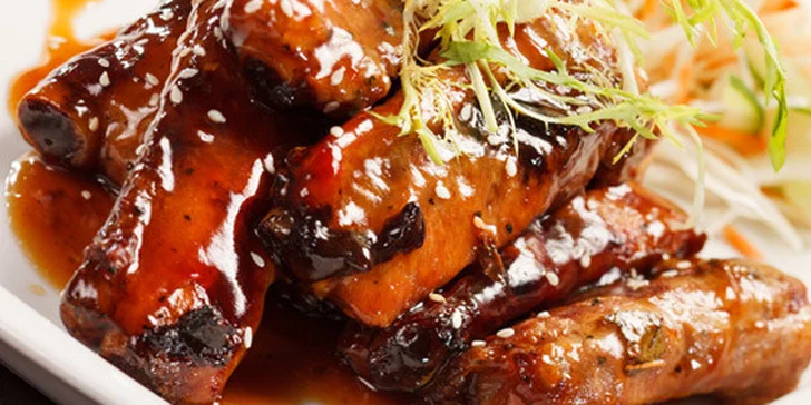 1 kg BBQ žeber s křenem a hořčicí U Pivrnce