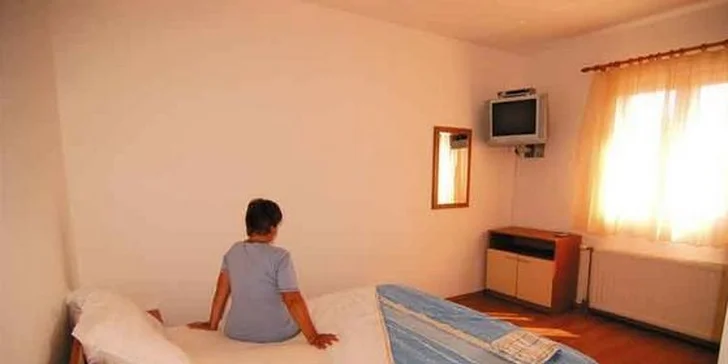 Dovolená plná koupání v chorvatském letovisku Drage: 7 nocí v apartmánu