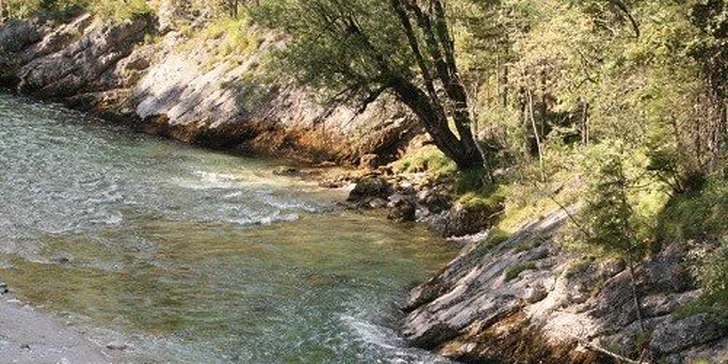 2 dny raftingu v divokých peřejích alpské řeky Salza