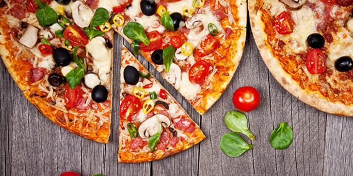 Dvě výtečné pizzy dle výběru - průměr 32 cm
