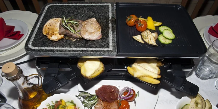 Raclette se třemi druhy masa pro 2 osoby