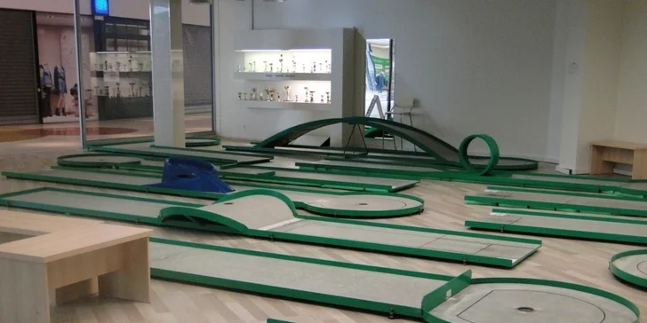 Minigolf na 1,5 hodiny včetně zapůjčení vybavení