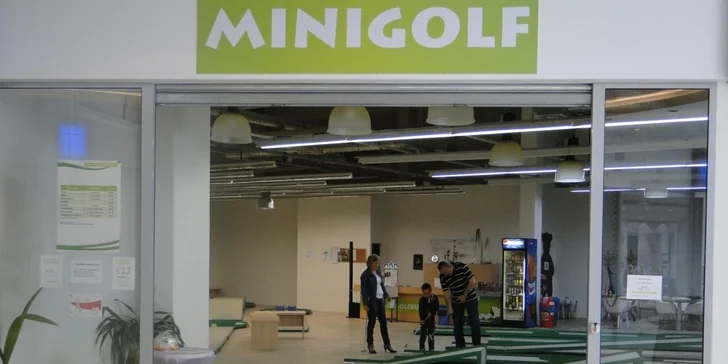 Minigolf na 1,5 hodiny včetně zapůjčení vybavení