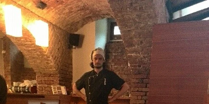 Dvě vepřové panenky flambované na 15letém rumu