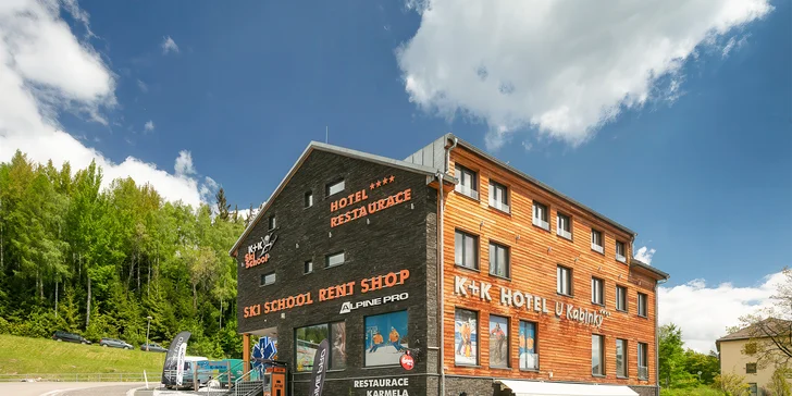 Kola mají dojezd až 180 km.
