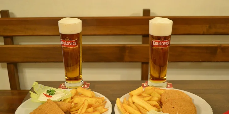Smažený sýr s hranolkami a pivem V Cípu pro dva