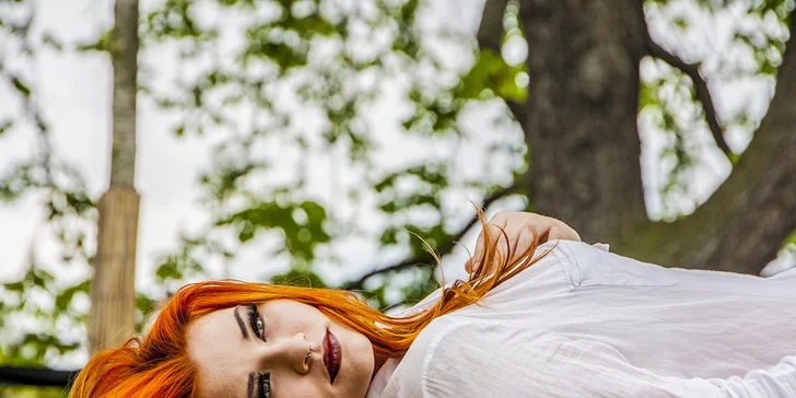 Profi focení včetně fashion, hair stylingu a make-upu v ateliéru či exteriéru (dle domluvy)
