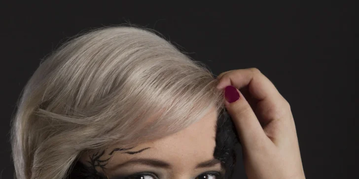 Profi focení včetně fashion, hair stylingu a make-upu v ateliéru či exteriéru (dle domluvy)