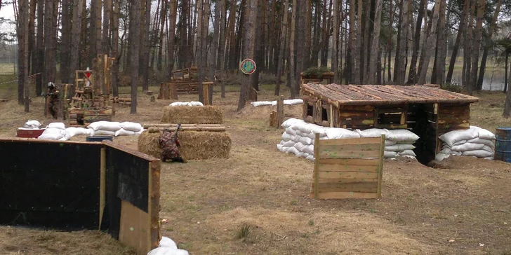 Paintball se 100 kuličkami na poloostrově u rybníka