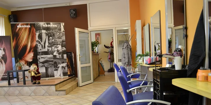 Moderní střih včetně barvení a stylingu