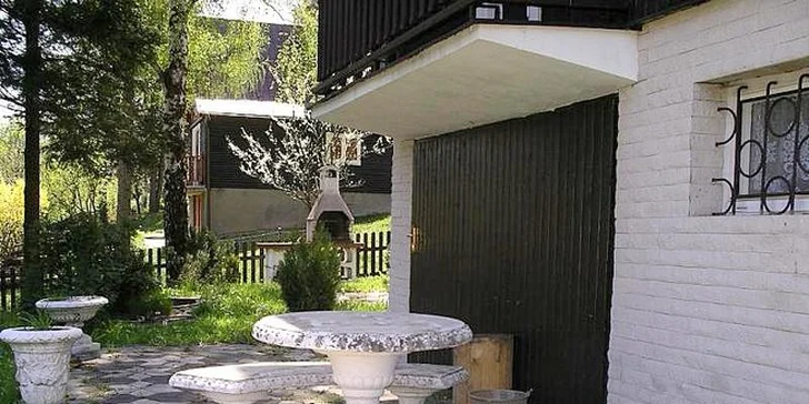 Týdenní pronájem luxusní chaty v Beskydech pro až 9 osob s vířivkou