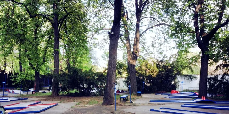 3 či 5 vstupů na minigolf pro jednoho i více hráčů