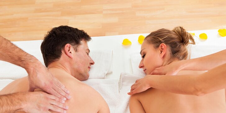 Romantická aromatická masáž se zábalem pro dva