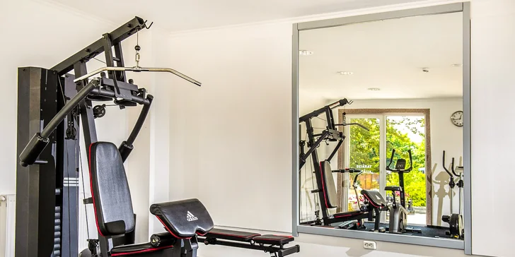 Zajištěn máte také vstup do fitness centra.