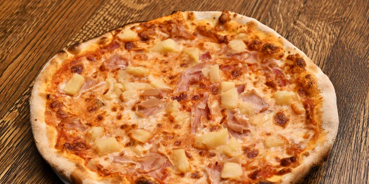  Objednat si tu můžete pizzu pečenou v cihlové peci na bukovém dřevu.