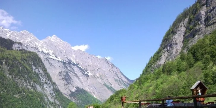990 Kč za celodenní zájezd na Orlí hnízdo a jezero Königssee, také solné doly či termální lázně. Unikáty národního parku Berchtesgaden se slevou 40 %.