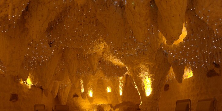Dva vstupy do solné jeskyně Mineral