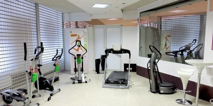 2měsíční permanentka do Fitness ExpresFit nebo jednorázový vstup na kruhový trénink dle výběru