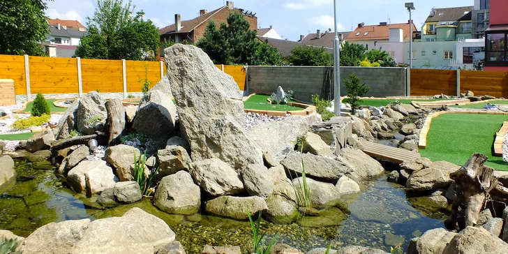 V rámci pobytu s wellness navyše získate vstup na adventure golf pre dve osoby.