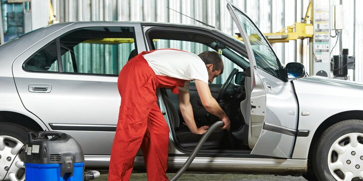 Kompletní vyčištění interiéru vašeho auta