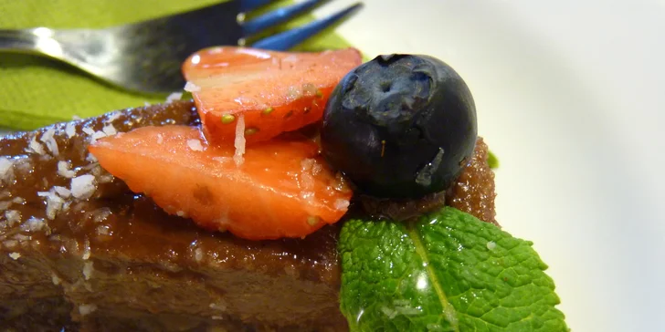 Veganské menu pro dva v restauraci LoVeg