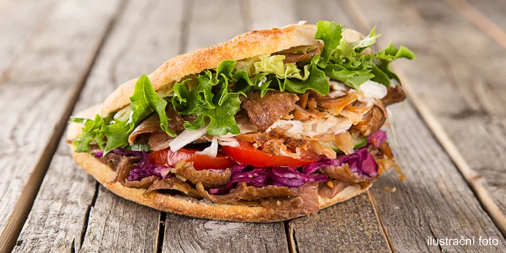 Přichystali pro vás totiž kebab v tortille nebo pita chlebu.