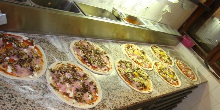 3 chodové menu pro dva v italské restauraci v centru Prahy - Bruschetta, Pizza a Tiramisu