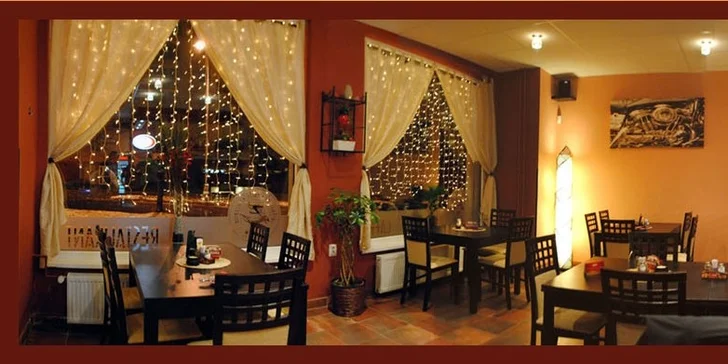 50% sleva na konzumaci pro dva v restauraci Zulum