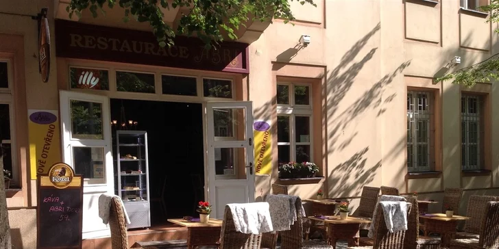 Sushi menu pro dva v restauraci Abri Sushi