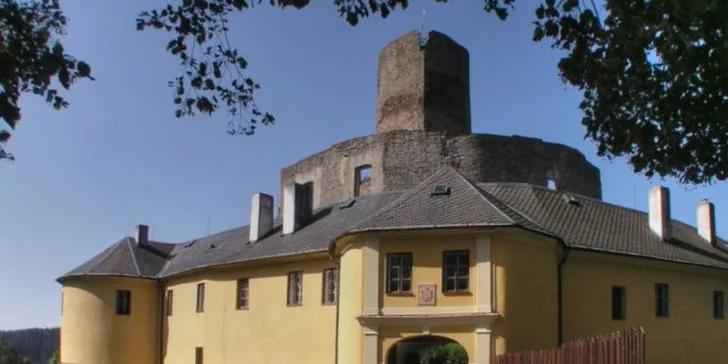 Rodinný výlet za tajemstvími hradu Svojanov