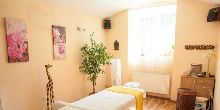 2hodinový relax - klasická masáž s využitím aromaterapie, reflexní masáže i lávových kamenů