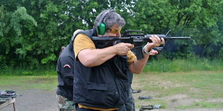 Střelba ze zbraní v balíčcích pro 1 i 2 osoby