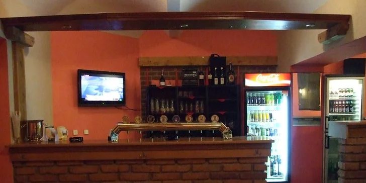Staročeské menu s 600 g masa vč. tří omáček a příloh