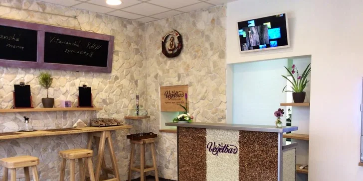 Vegetburger se sojovým latté nebo smoothie